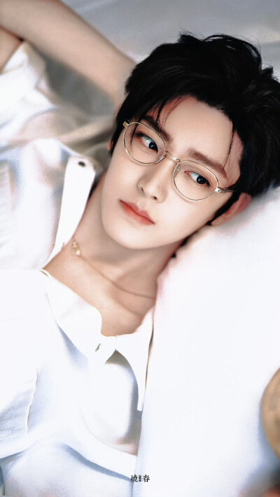 侯明昊