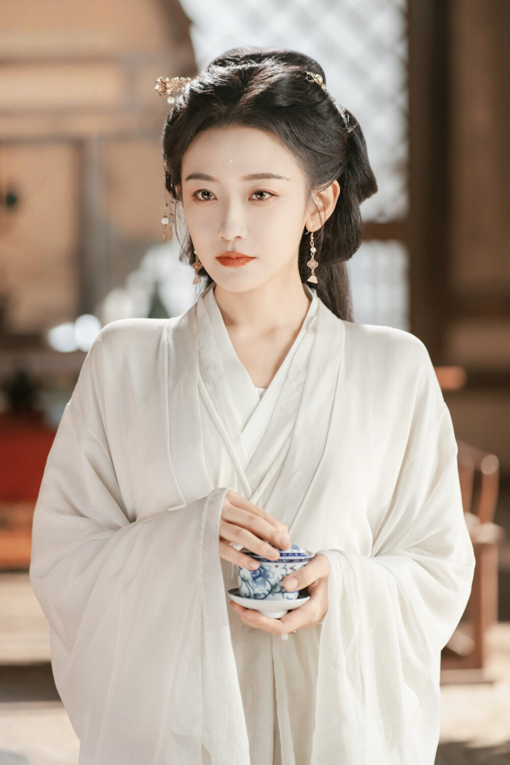 嫡媳：侯府风云 谢容瑛