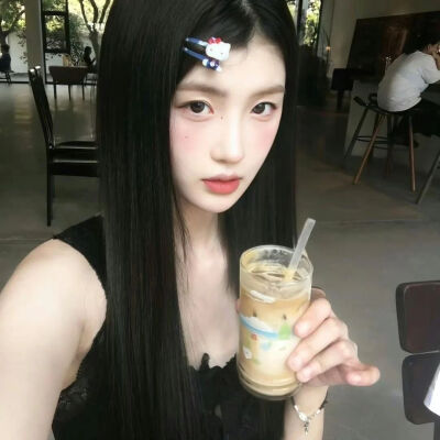 夏日氧气感女生头像