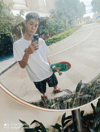 王一博