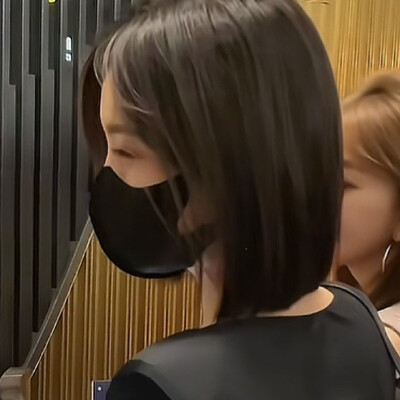 短发妈妈
