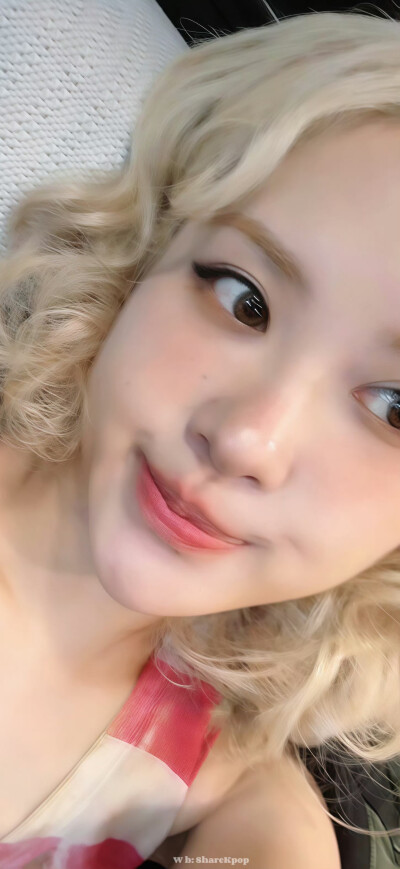 朴彩英 壁纸