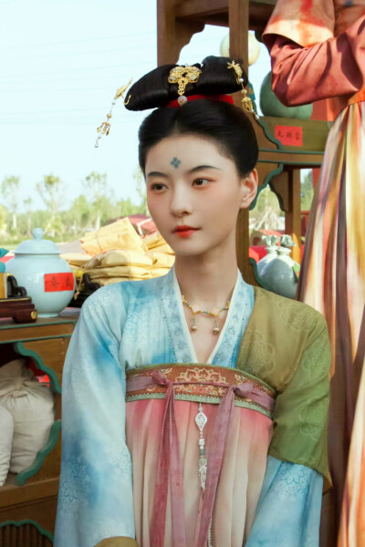 孙美林/小春