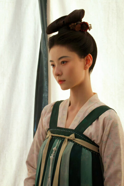 孙美林/小春