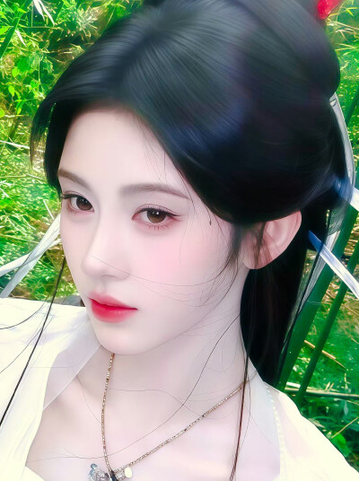 鞠婧祎