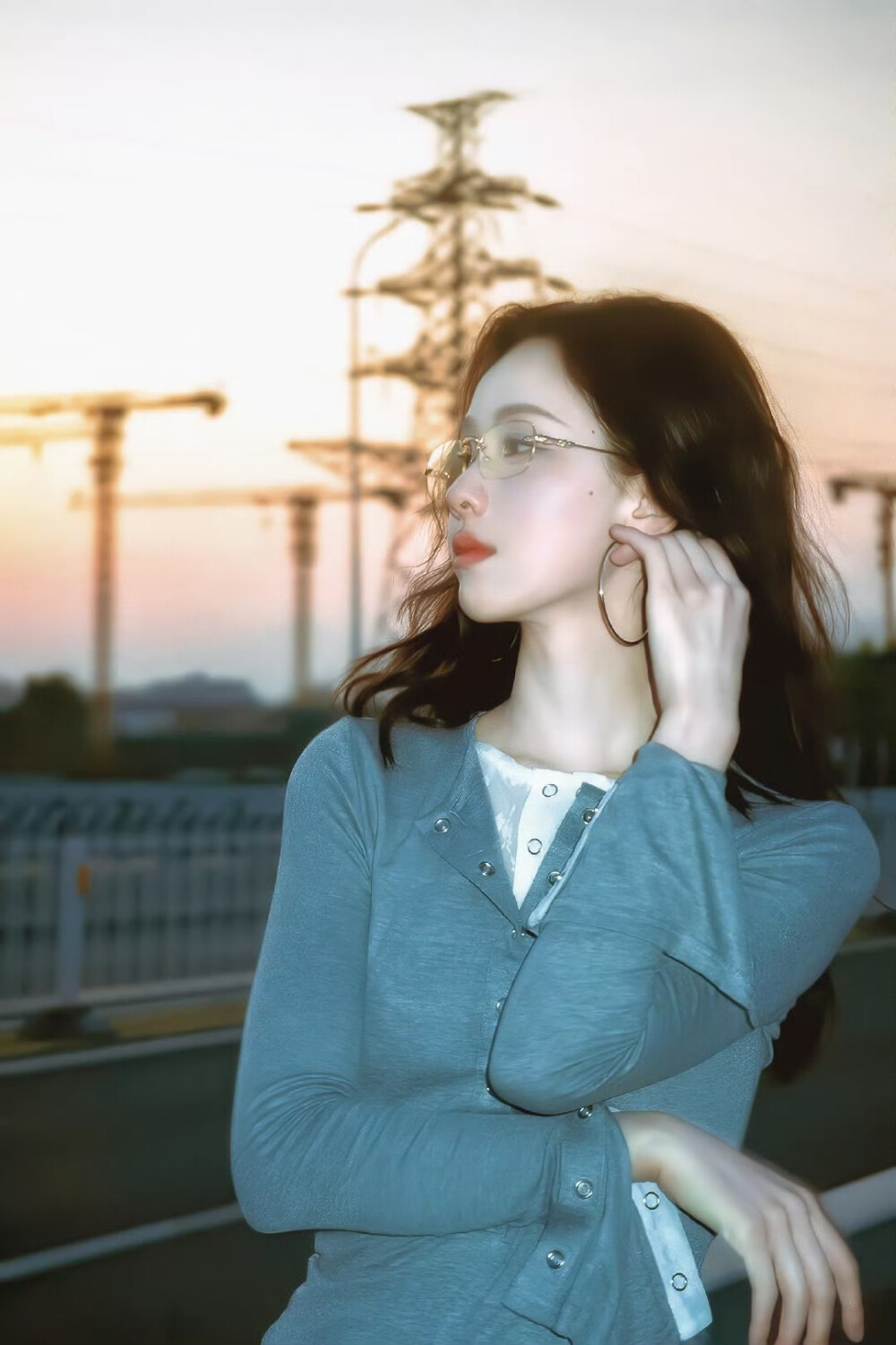 陈都灵