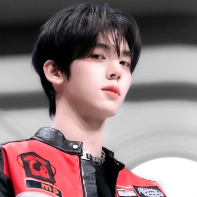 先輩はプライベートでレーサーだった