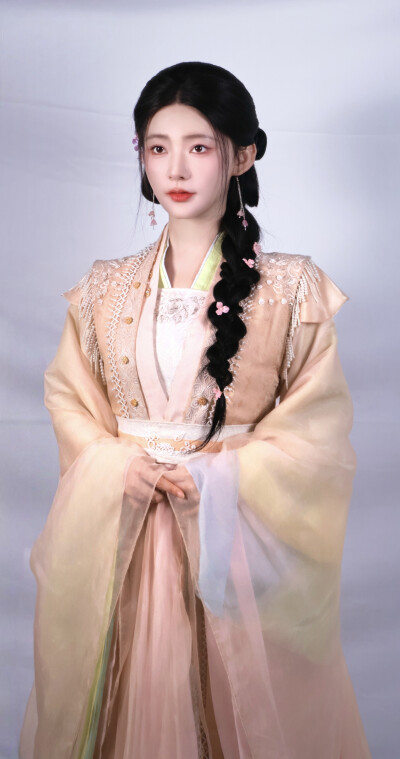与君谋 骆宁