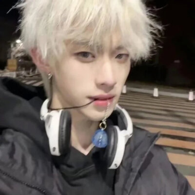 男生头像，包好看的