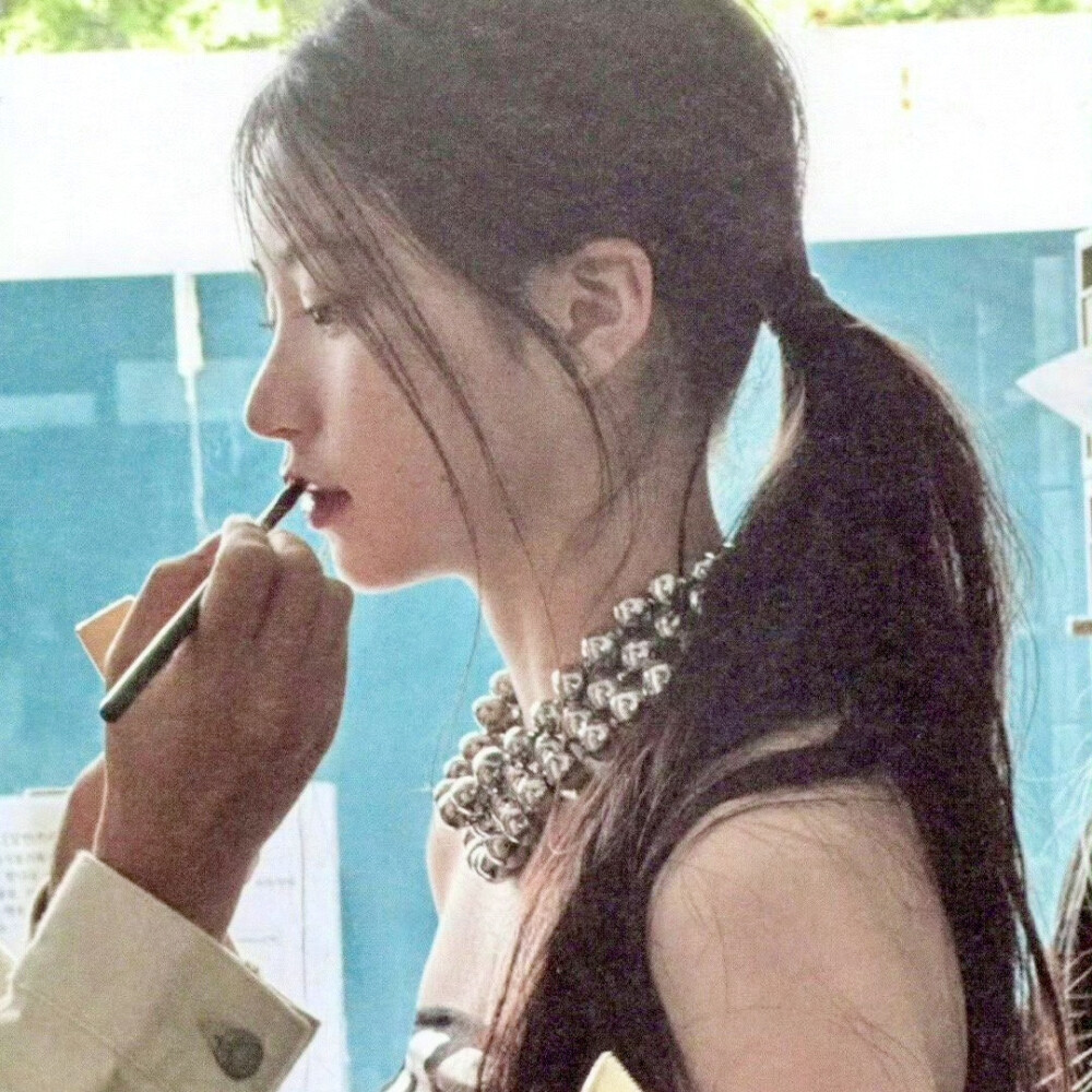 ·