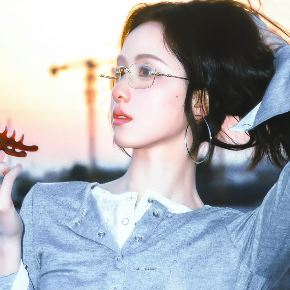 陈都灵