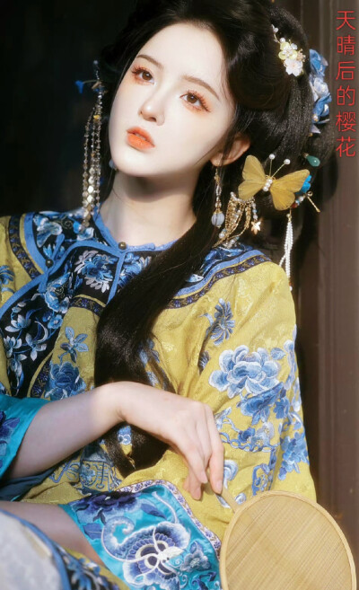 天晴后的樱花