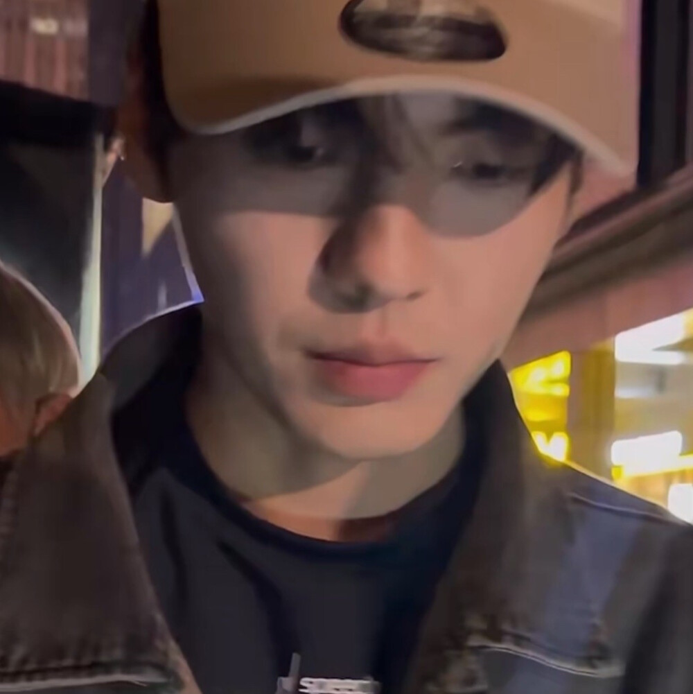 爱得尽兴 没有任何逻辑