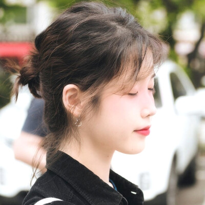 李知恩