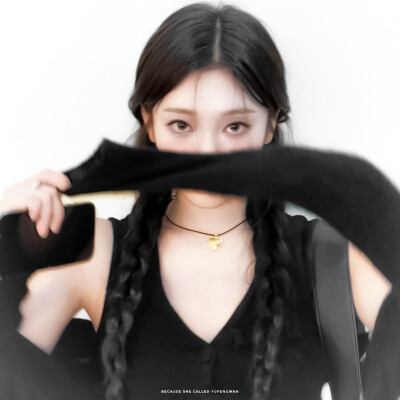 宁艺卓
cr.Agnes