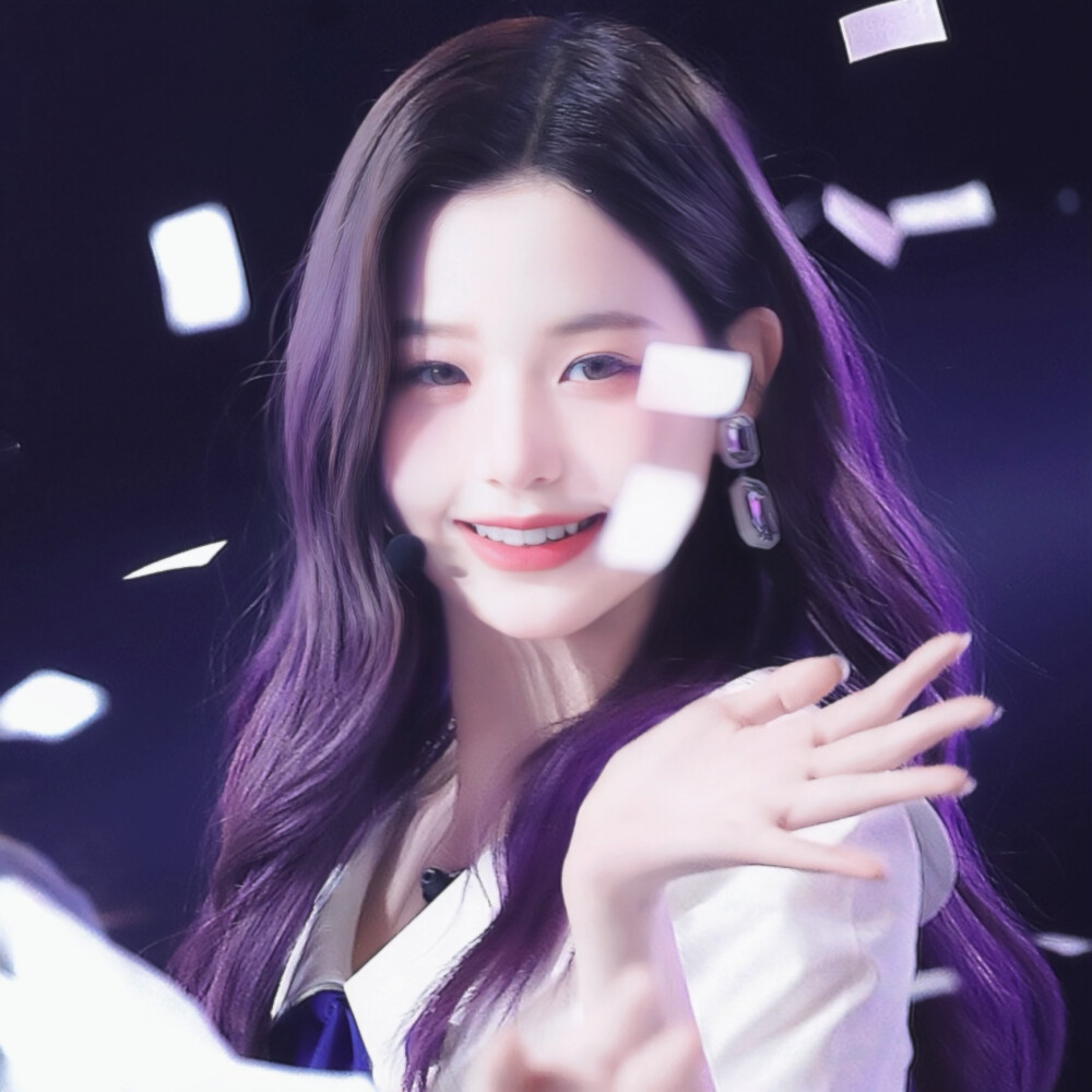 彩带落下的瞬间 我许愿 下次见