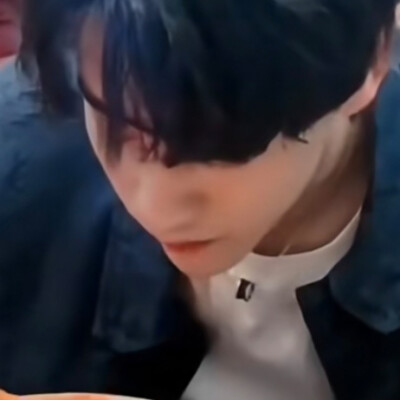 学长你怎么又在吃饭