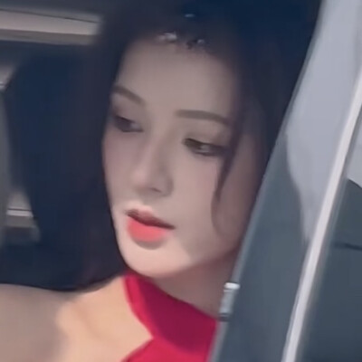 姐姐是一尾银色的鱼