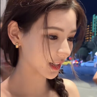 悬着未落的晶