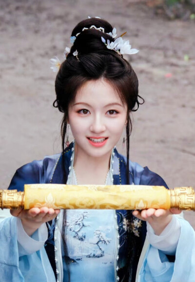 李兰迪/秦莞