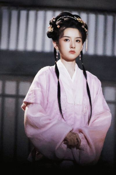 表妹万福 甄嘉芙