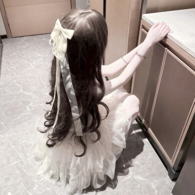 妼