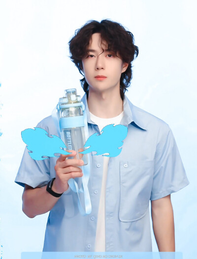 王一博
见水印