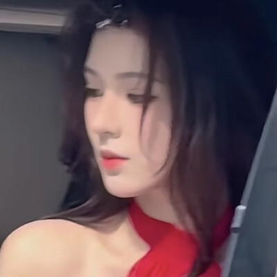 姐姐是一尾银色的鱼