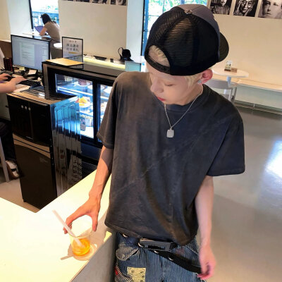 权威男头