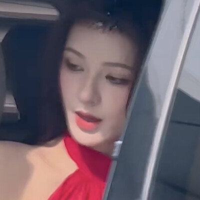 姐姐是一尾银色的鱼
