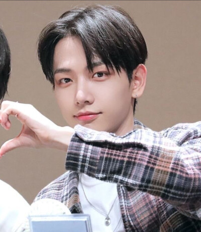 明宰铉boynextdoor