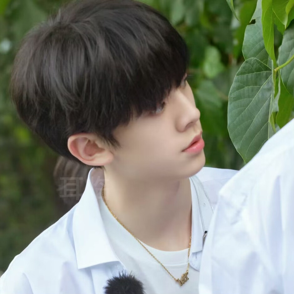 你又在虚情假意