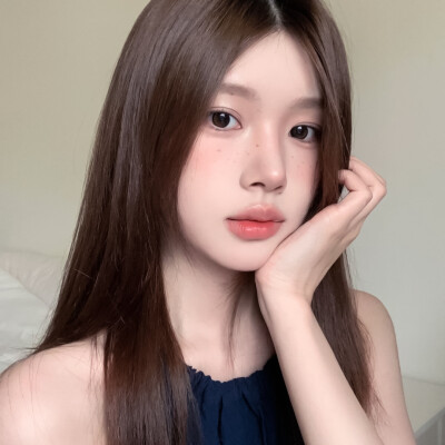 女头
“I miss you so much already and i haven’t even yet.”
°.✩┈…୨୧…┈✩.°