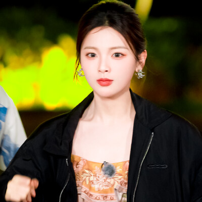 杨超越