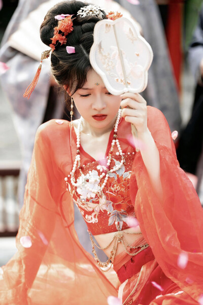 媚骨 桃娘