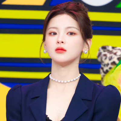 杨超越