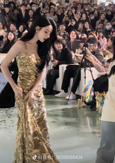 迪丽热巴