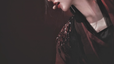 你回眸多娇我泪中带笑