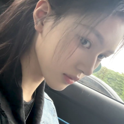 除了要美得过分靠不靠可爱眼神