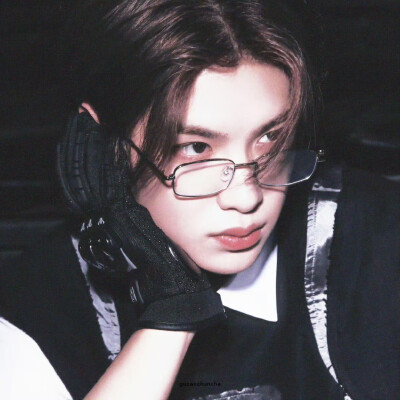 黄明昊