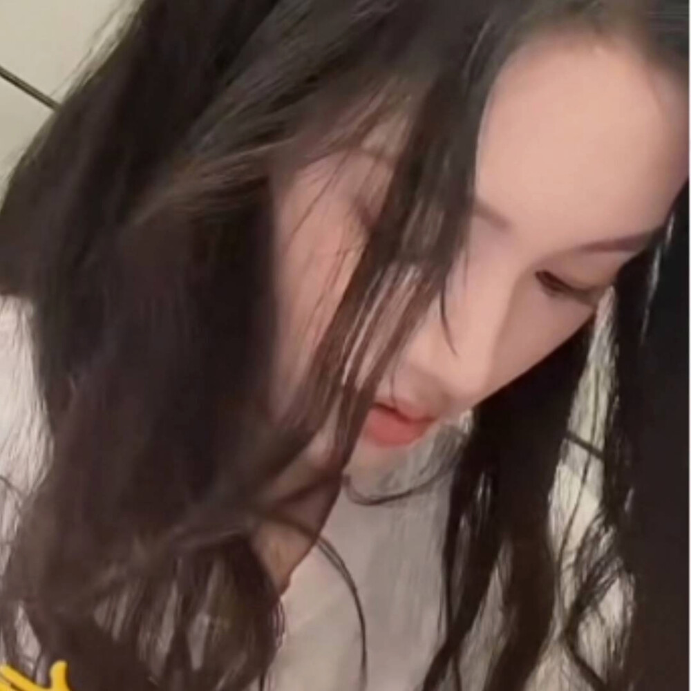 我的简讯在你手机里面哭