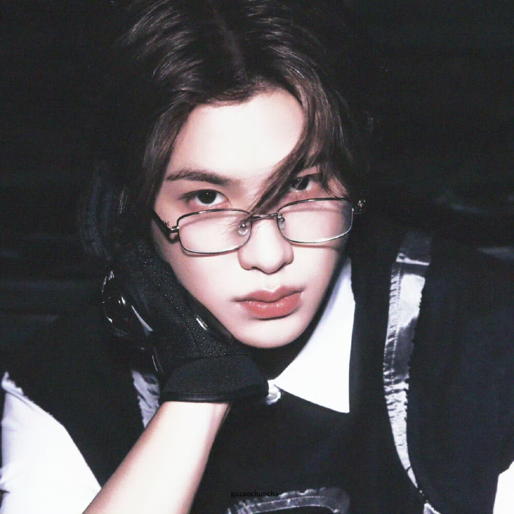 黄明昊