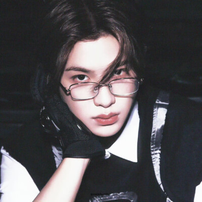 黄明昊