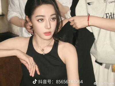 迪丽热巴