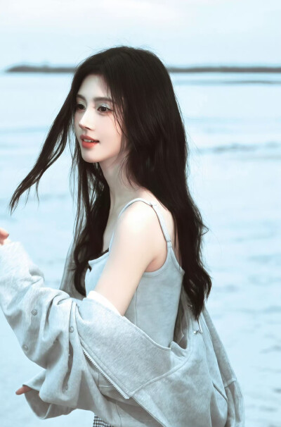 鞠婧祎