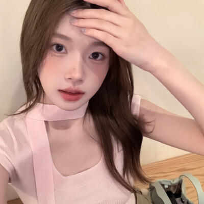 女头
“I miss you so much already and i haven’t even yet.”
°.✩┈…୨୧…┈✩.°