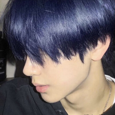 传几张朴准一 有好心人给投票吗