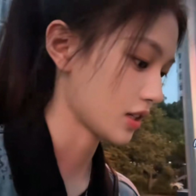 亲蜜的鳗鱼叫我不敢共处