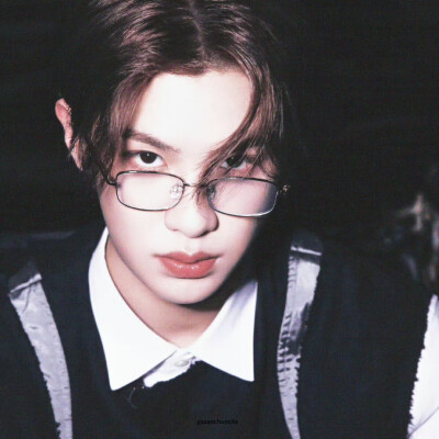 黄明昊