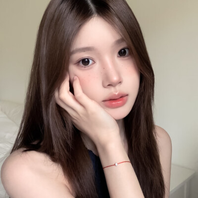 女头
“I miss you so much already and i haven’t even yet.”
°.✩┈…୨୧…┈✩.°
